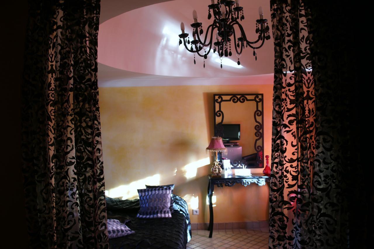 Riads Resort By Nateve - Couples Only Agde Bagian luar foto